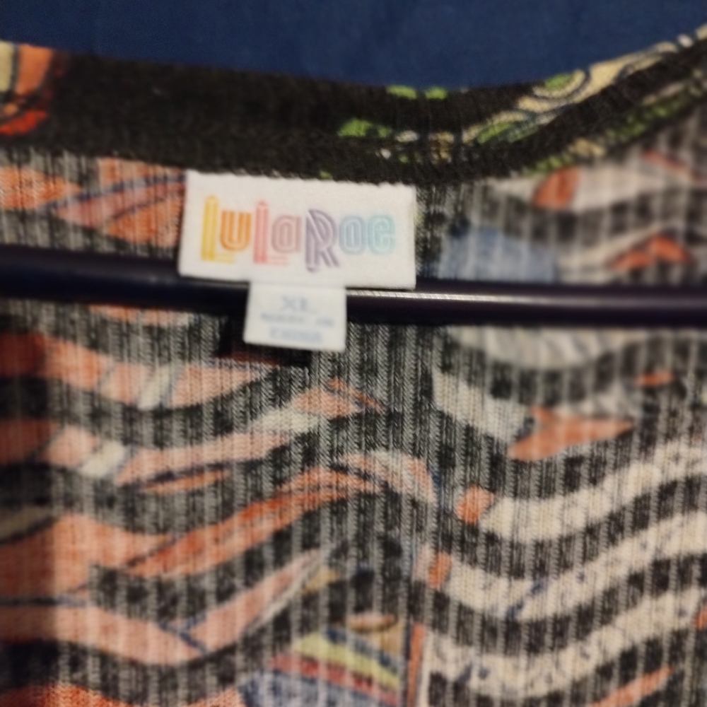 Lularoo - Picture 4 of 4